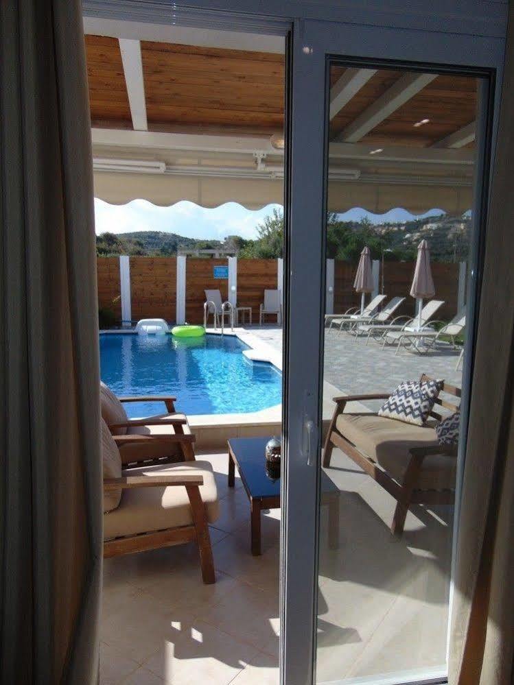 Villa Campos- Less Than 5-Min Walk To Kalivaki Beach Georgioupoli Eksteriør billede